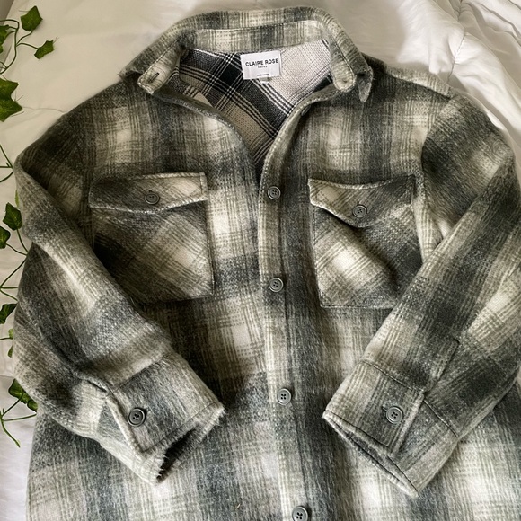 Green/grey shacket - Picture 3 of 3